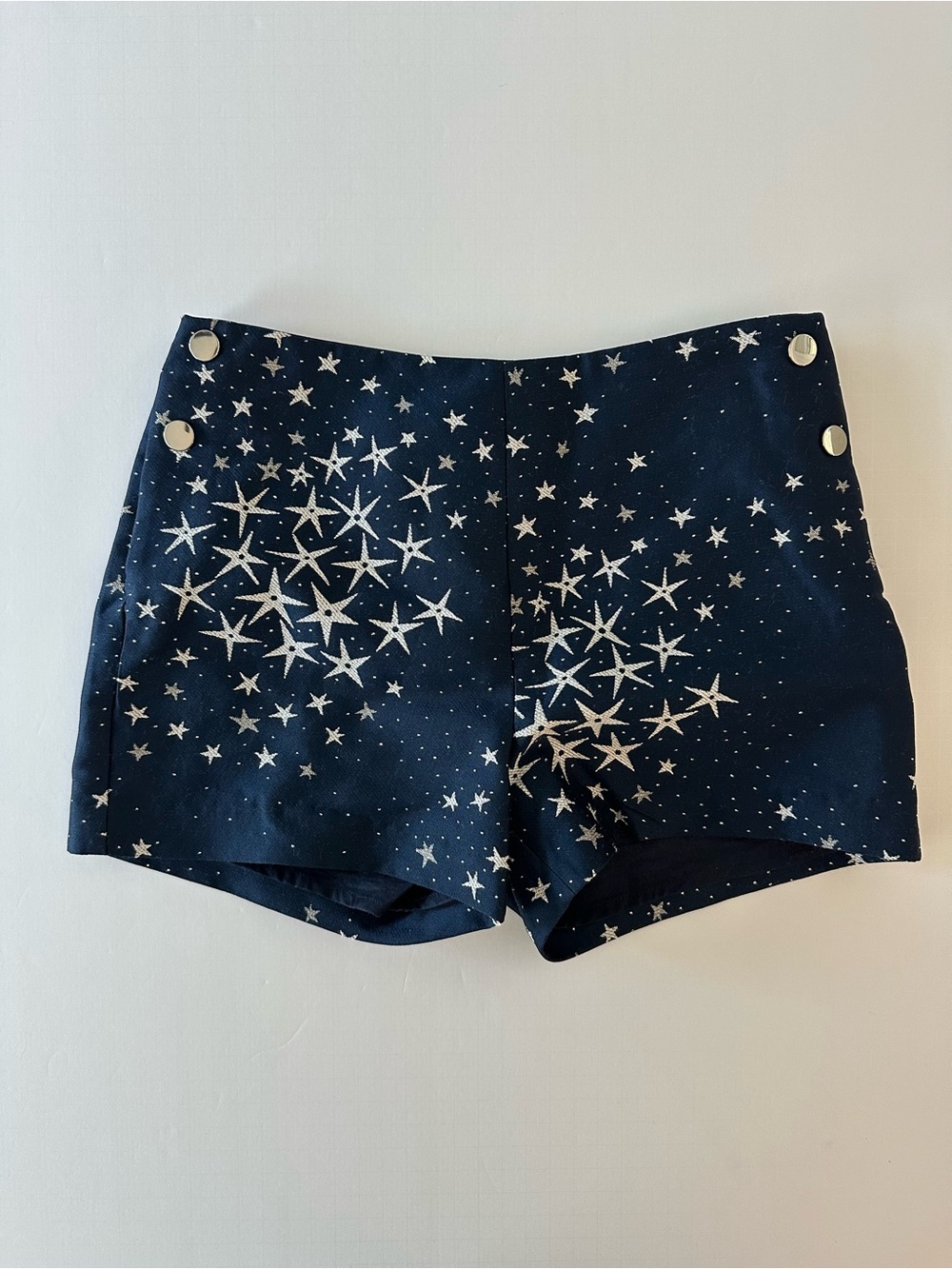 Jacadi Paris Girls Shorts With Silver Stars And Side Button Detail Size 10